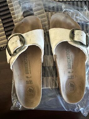 Birkenstock Kids Cream Canvas Single Buckle Sandals